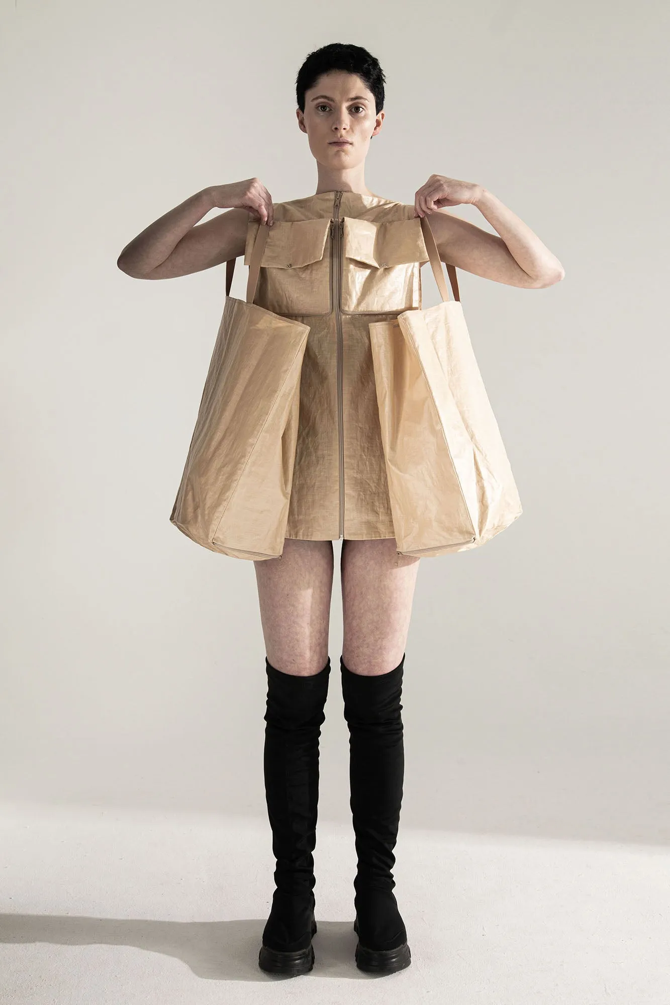 CONTAINER 5-way transforming piece: dress / vest
