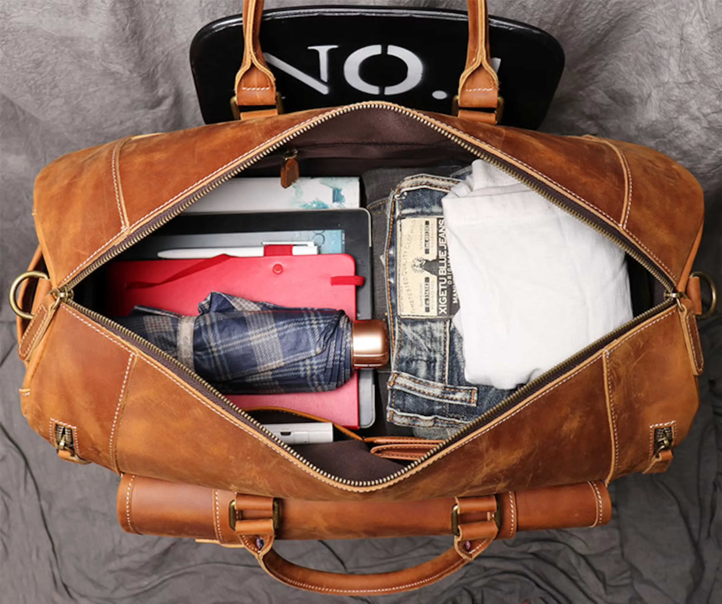Dazzlo Men's Full Grain Leather Duffel Bag - Vintage Brown - 20"/22"