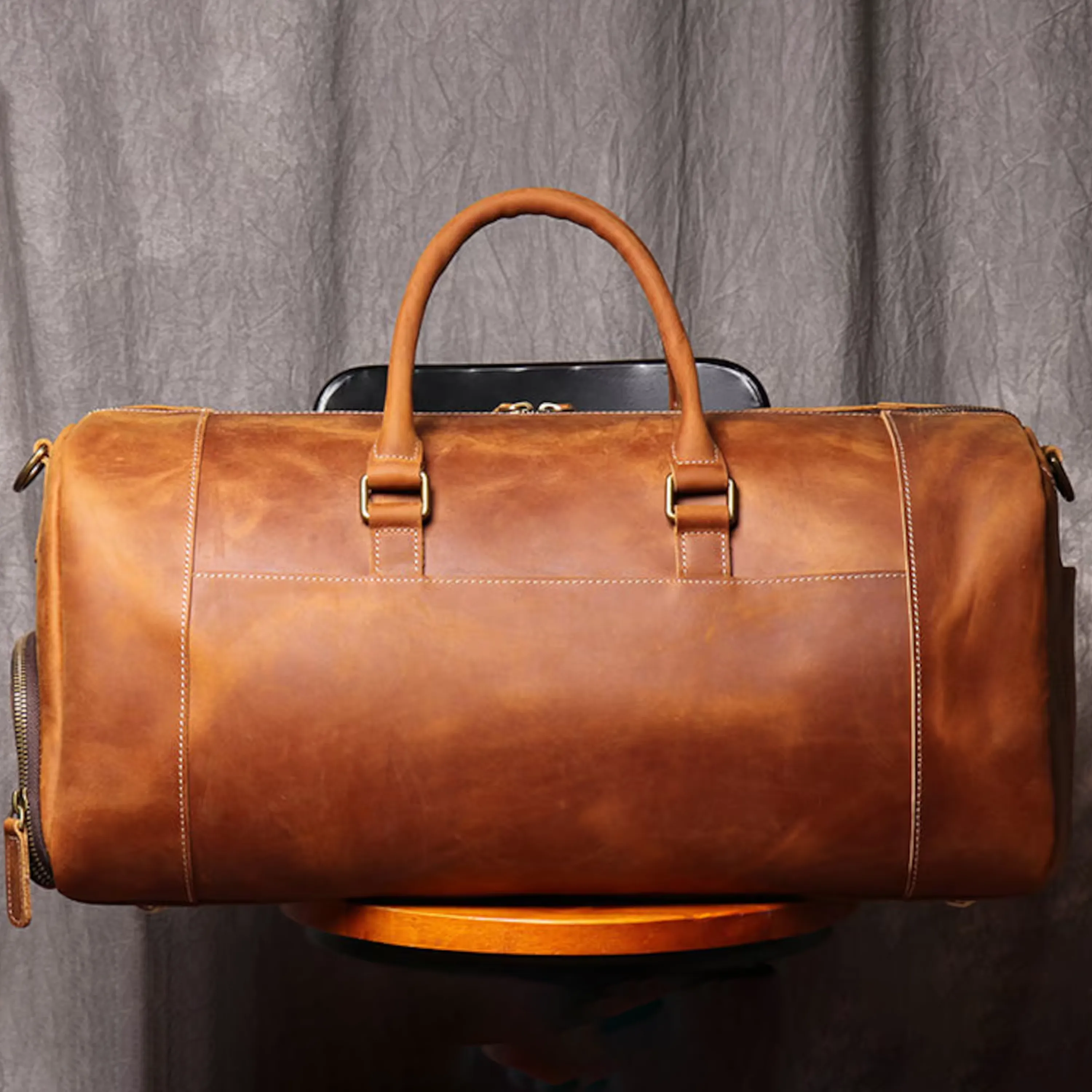 Dazzlo Men's Full Grain Leather Duffel Bag - Vintage Brown - 20"/22"