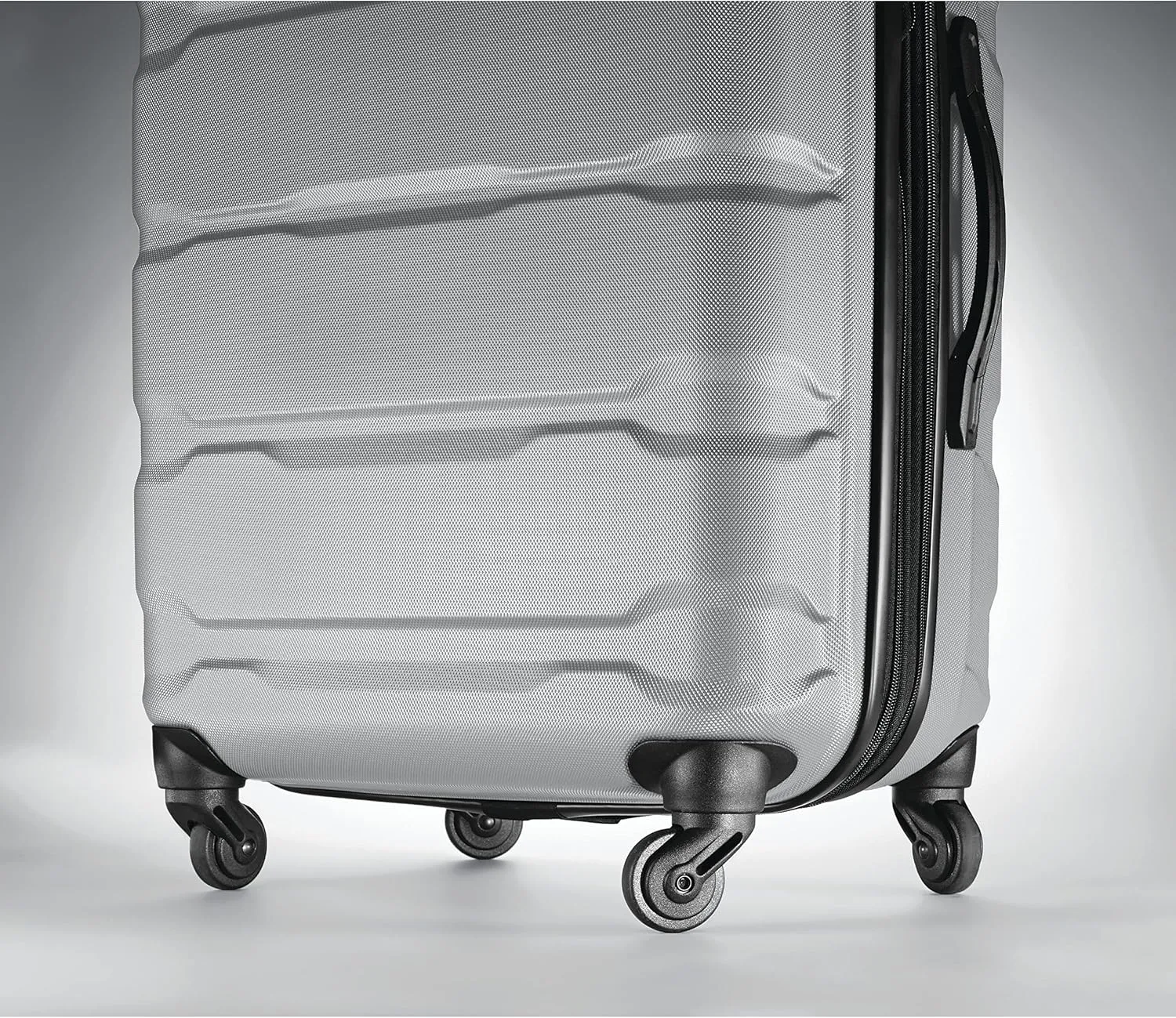 Samsonite Omni PC Hardside Expandable Luggage with Spinner Wheels, Silver, Carry-On 20-Inch