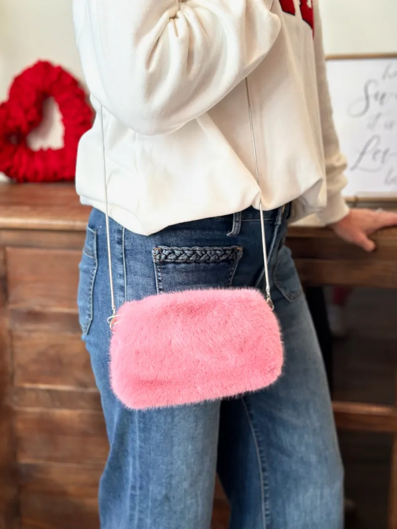 Soft Serenity Fur Crossbody Clutch - Pink