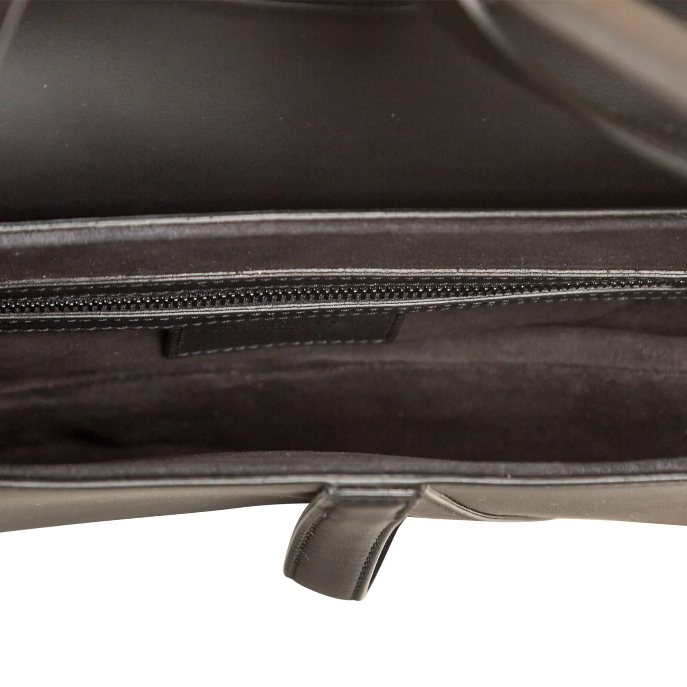 Ultra-matte Saddle Bag