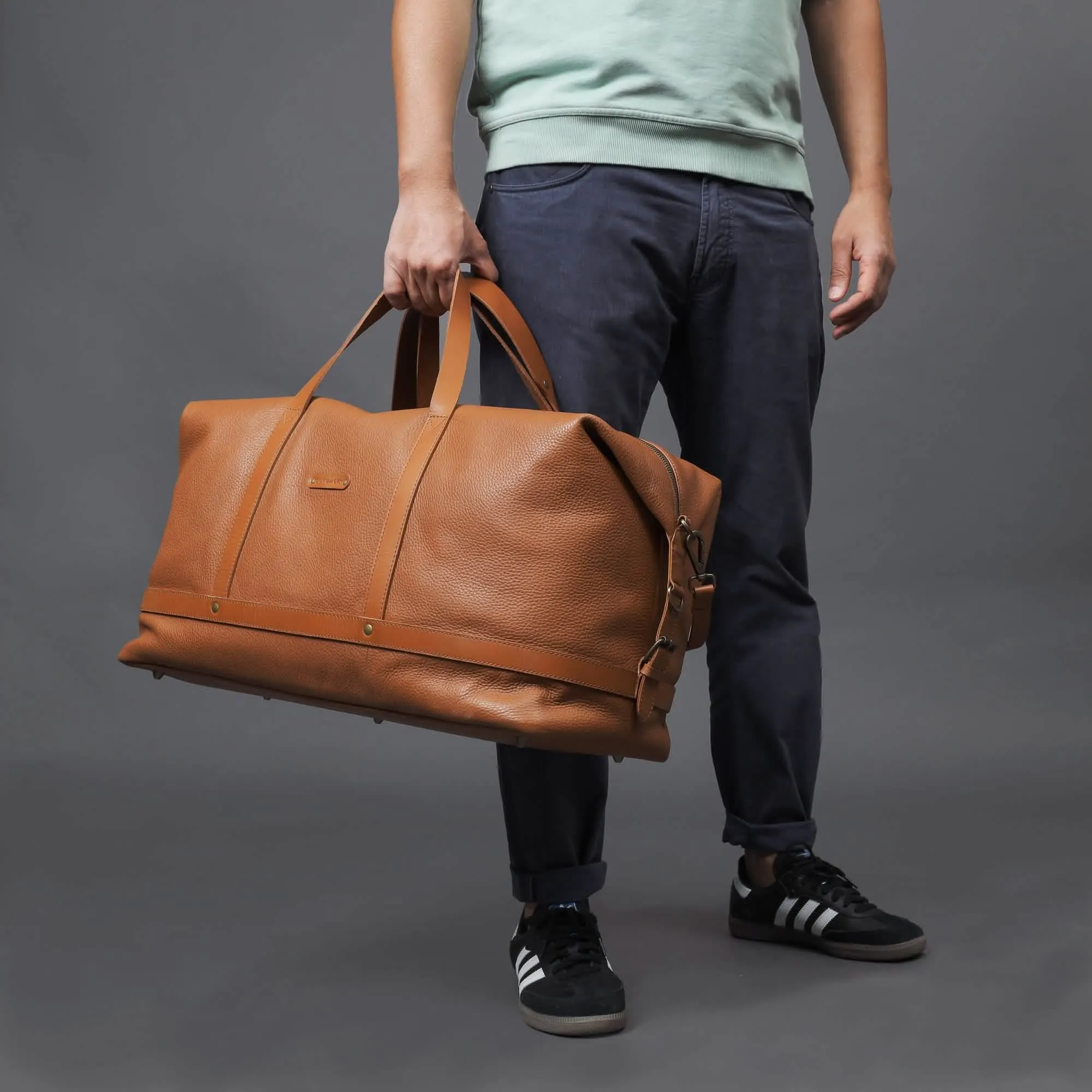 Vintage Elegance Full Grain Leather Weekend Travel Bag