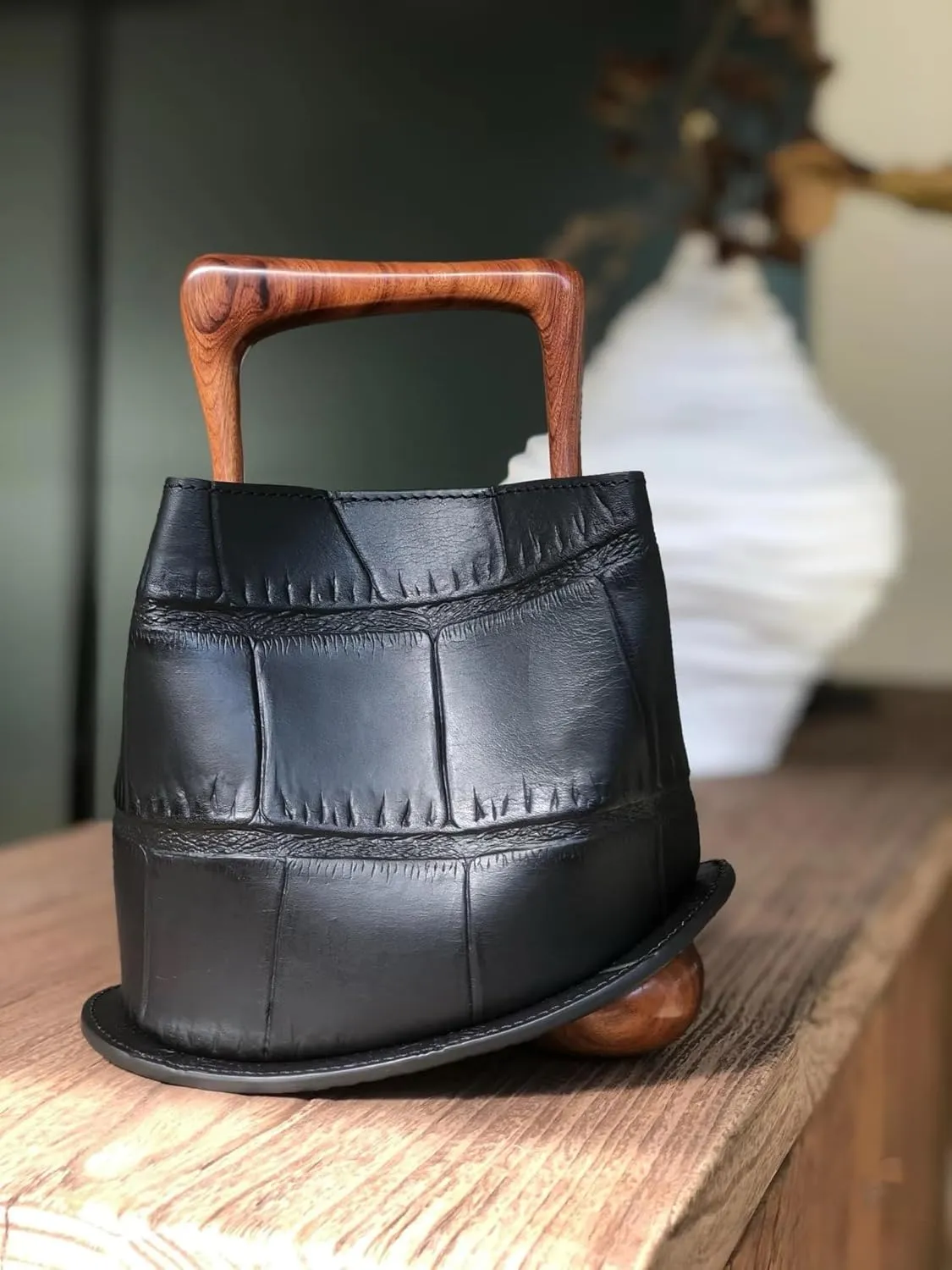 Women's Genuine Leather Personalized Bucket Handbag Bag, Homeless Retro Single-shoulder Crossbody Bag, Classic Chinese Style